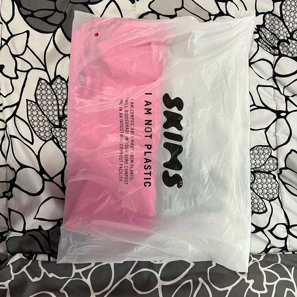 SKIMS HOT PINK DRESS (RESERVED)